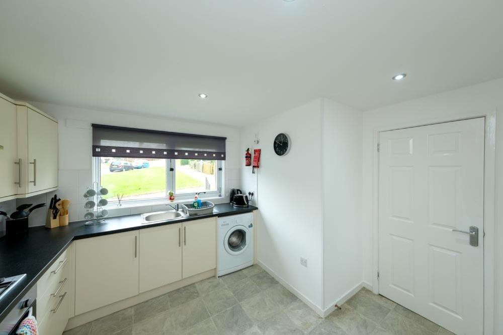 Premier Apt - Bridge View-Rosyth Exterior photo